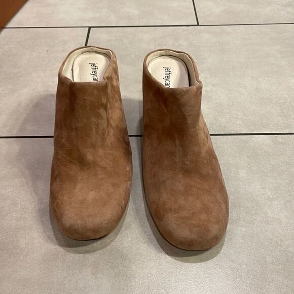 Jeffrey Campbell Shoes - JEFFERY Campbell woman’s light tan suede mules